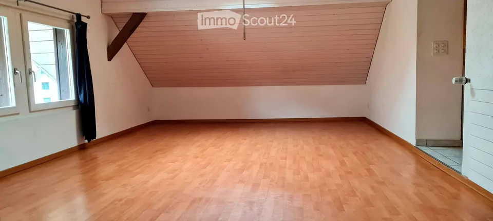 1.5-Zimmer-Dachwohnung in Rüegsauschachen