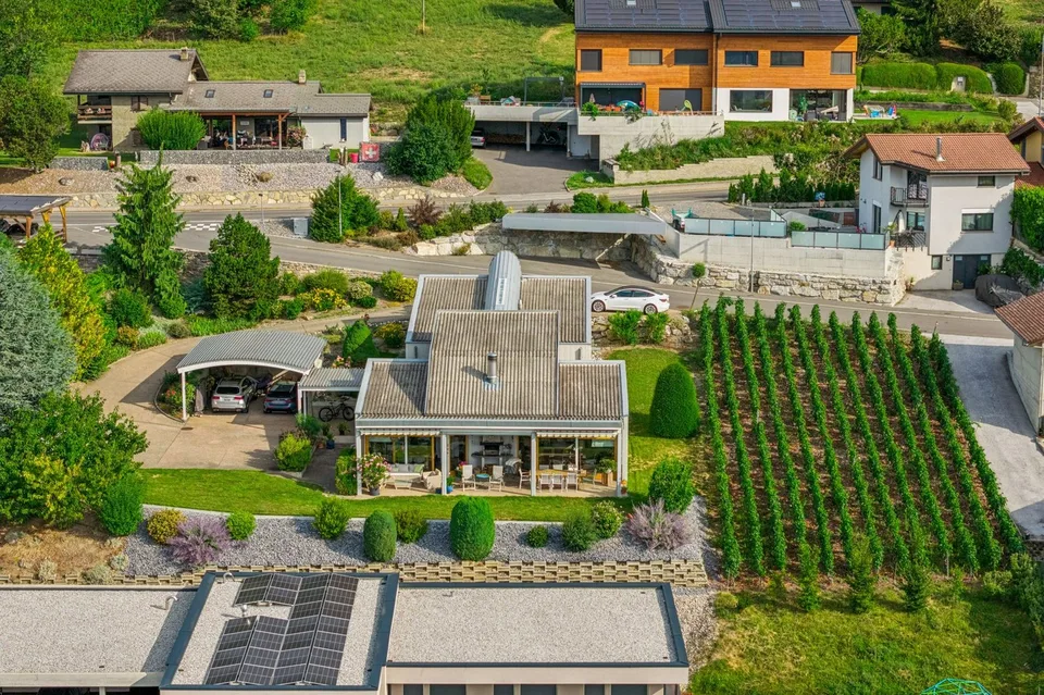 Villa d'Exception avec vue Panoramique & Élégance Contemporaine