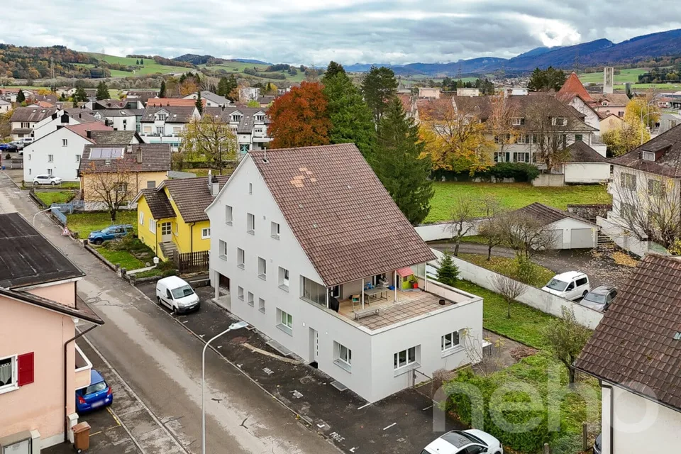 Immeuble avec excellent Rendement Entièrement Rénové  !