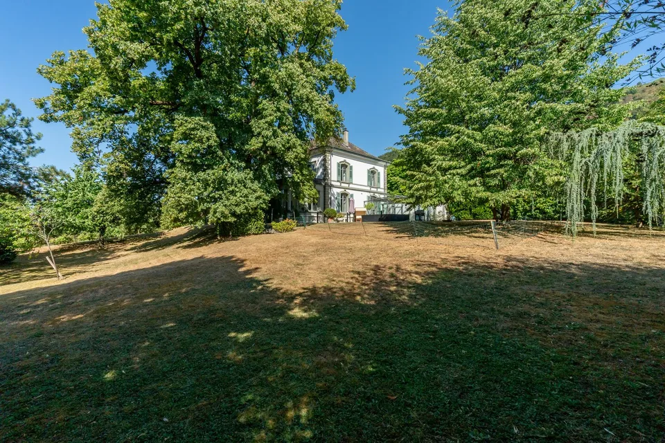Prossimamente - Villa nel parco vicino al lago