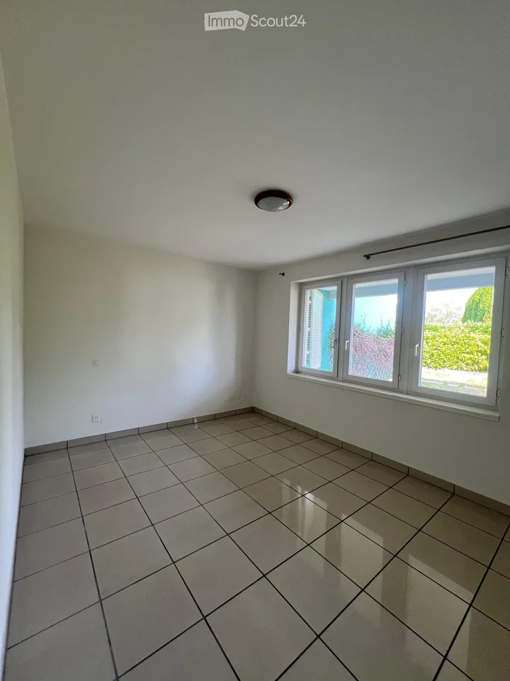 Apartment for rent with garden