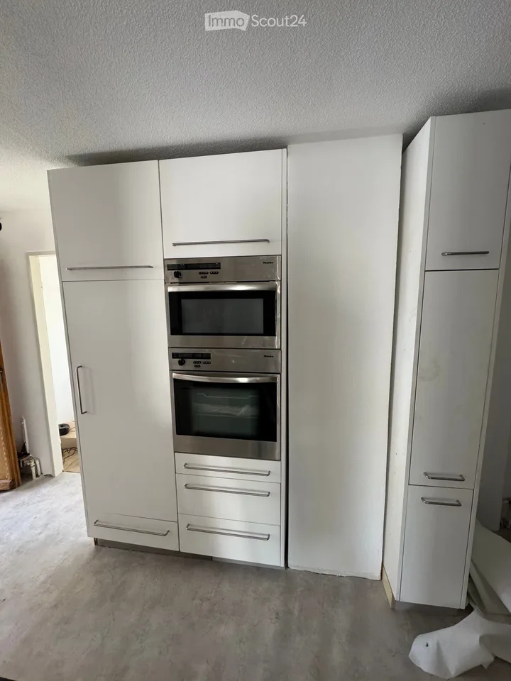 frisch renovierte Wohnung/  appartement fraîchement rénové