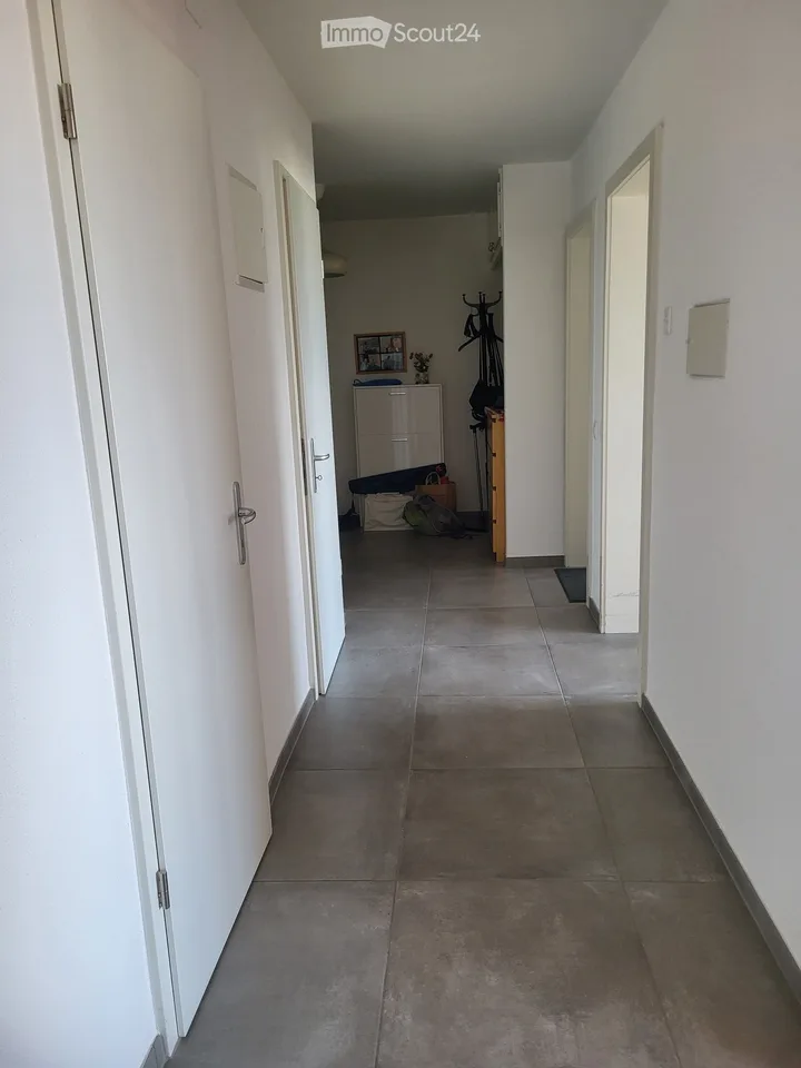 Splendide et grand 4,5 pièces au 11ème étage – Fribourg – Reprise de bail