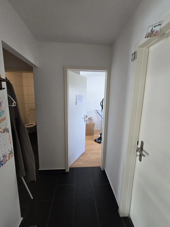 Nachmieter für helle 3 Zimmer Wohnung gesucht.