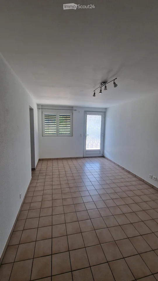 Wohnung mit 2.5 Zimmern zur Miete in Leytron
