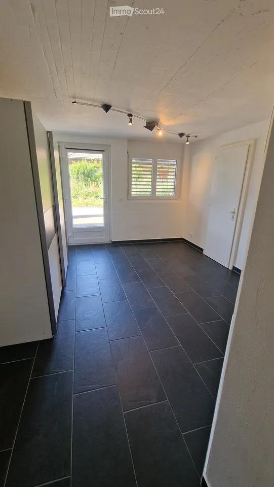 Wohnung mit 2.5 Zimmern zur Miete in Leytron