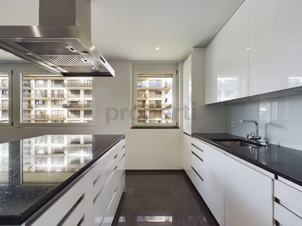 Moderne Familienwohnung mit beeindruckendem Weitblick und Minergie-...