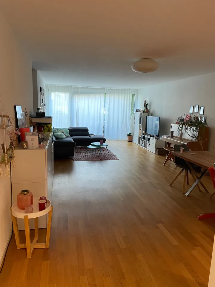 4.5-Zimmer-Whg EG li / 9.1