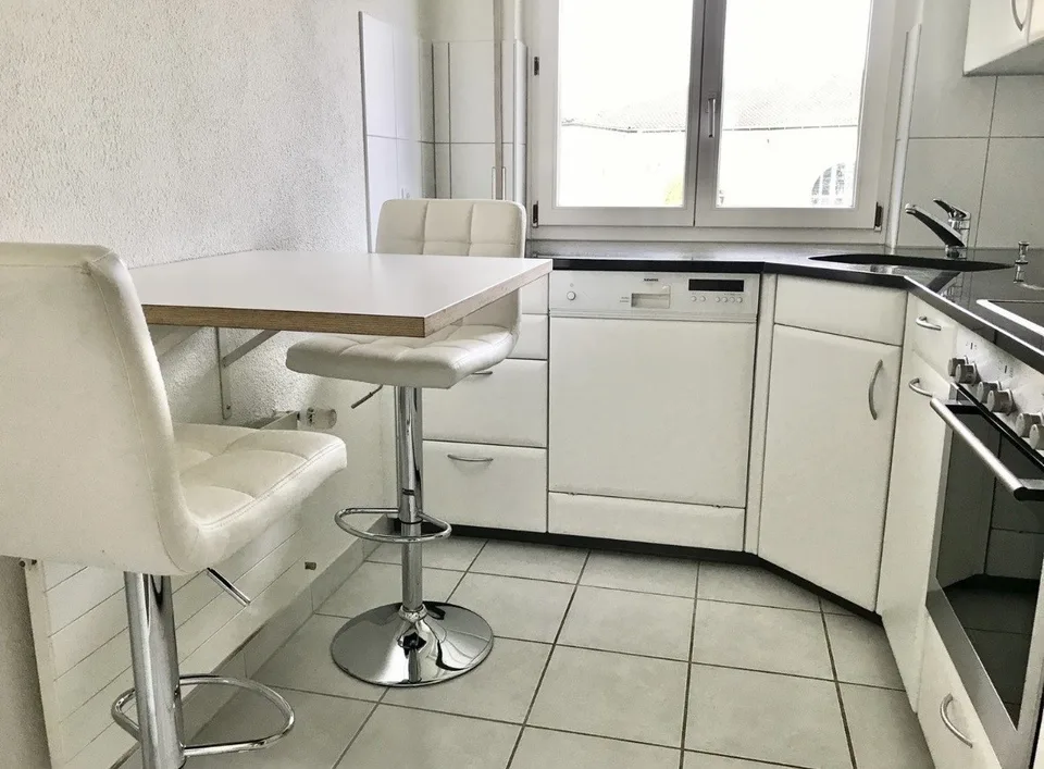 Bright & Cozy Room for Rent in a Shared Apartment | Seebach, Zurich