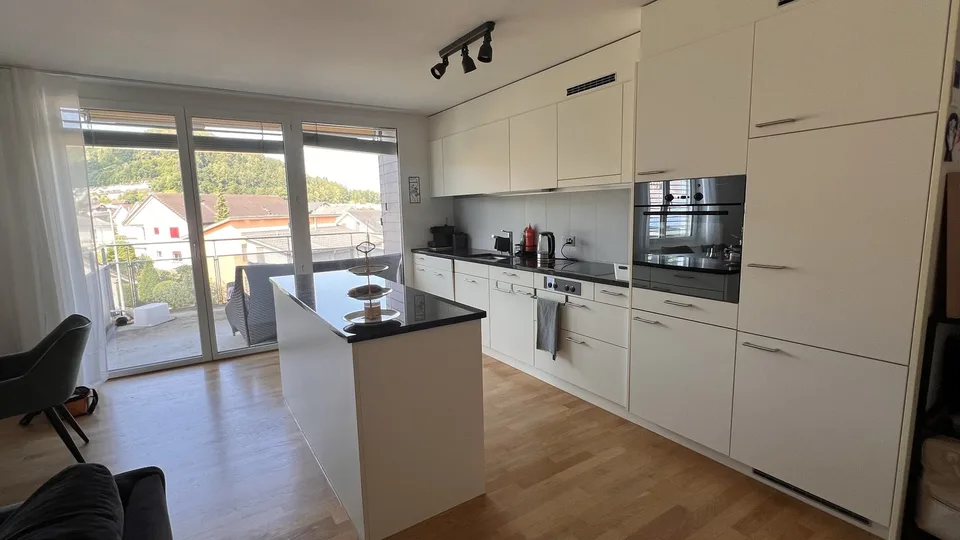 Helle 3.5-Zimmer-Wohnung mit Balkon in Gränichen