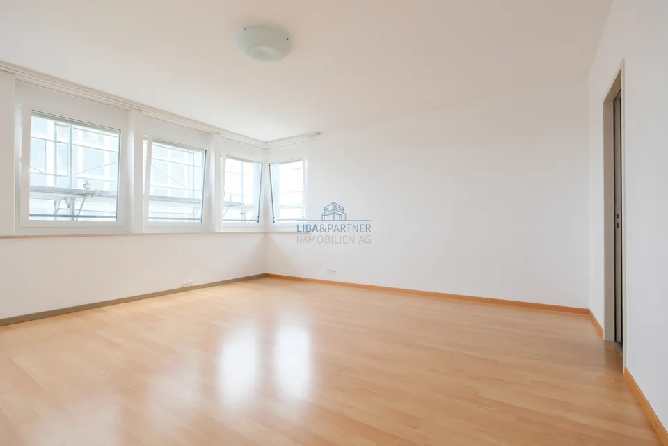 Urban wohnen mit Weitsicht - grosszügige 2.5-Zimmewohnung in Pratteln