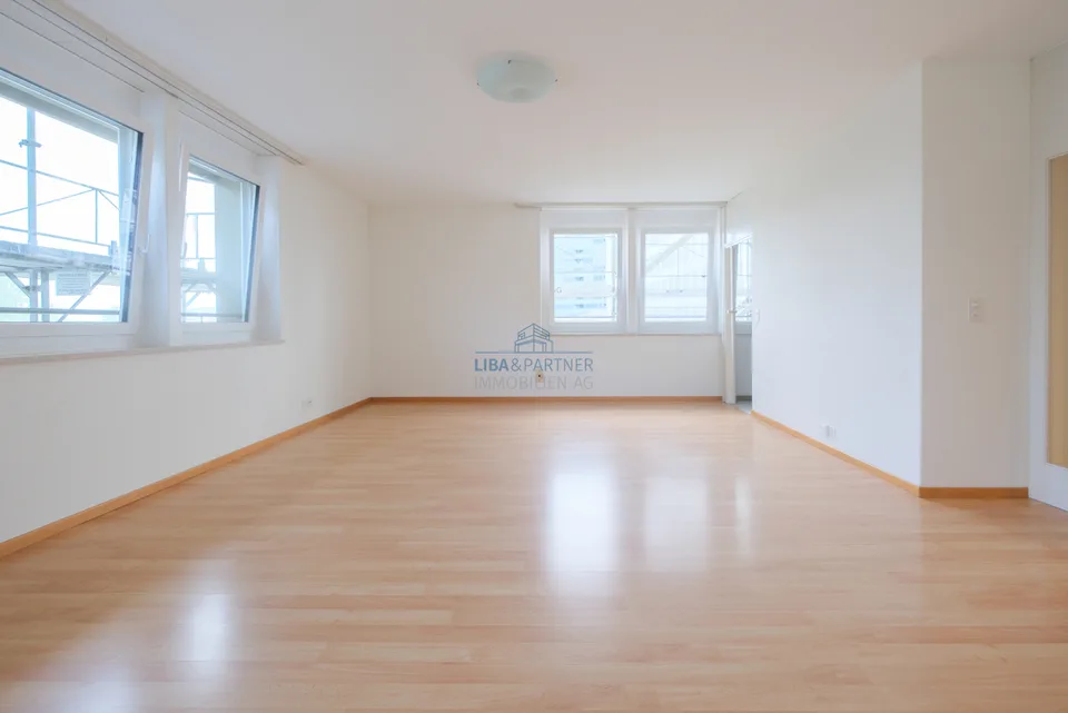 Urban wohnen mit Weitsicht - grosszügige 2.5-Zimmewohnung in Pratteln
