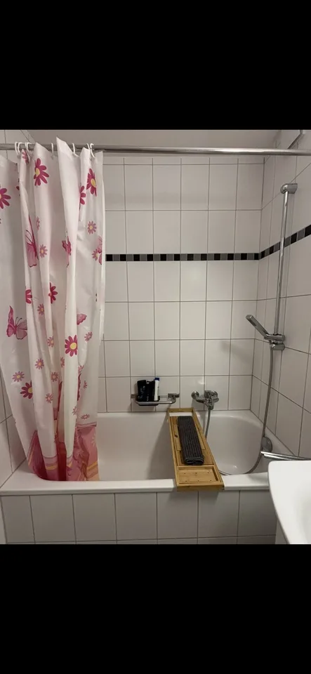 WG-Zimmer in Köniz zu vermieten.