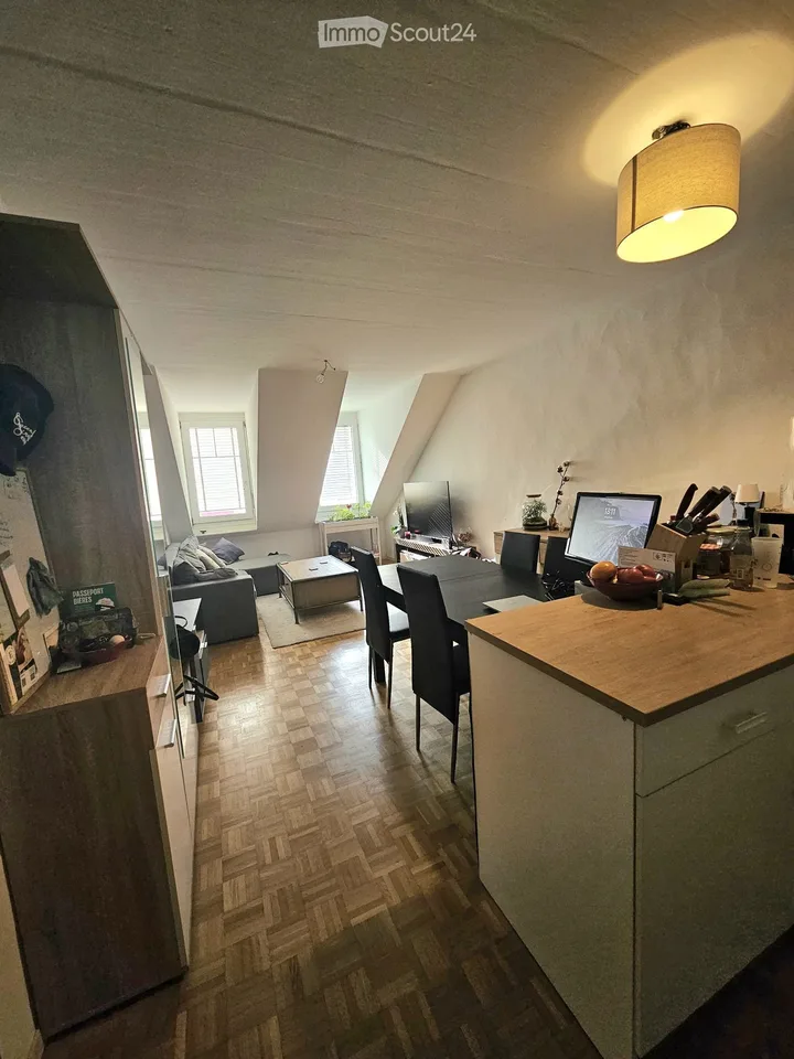 Miete zu übernehmen - 2,5-Zimmer-Wohnung in der Altstadt Yverdon