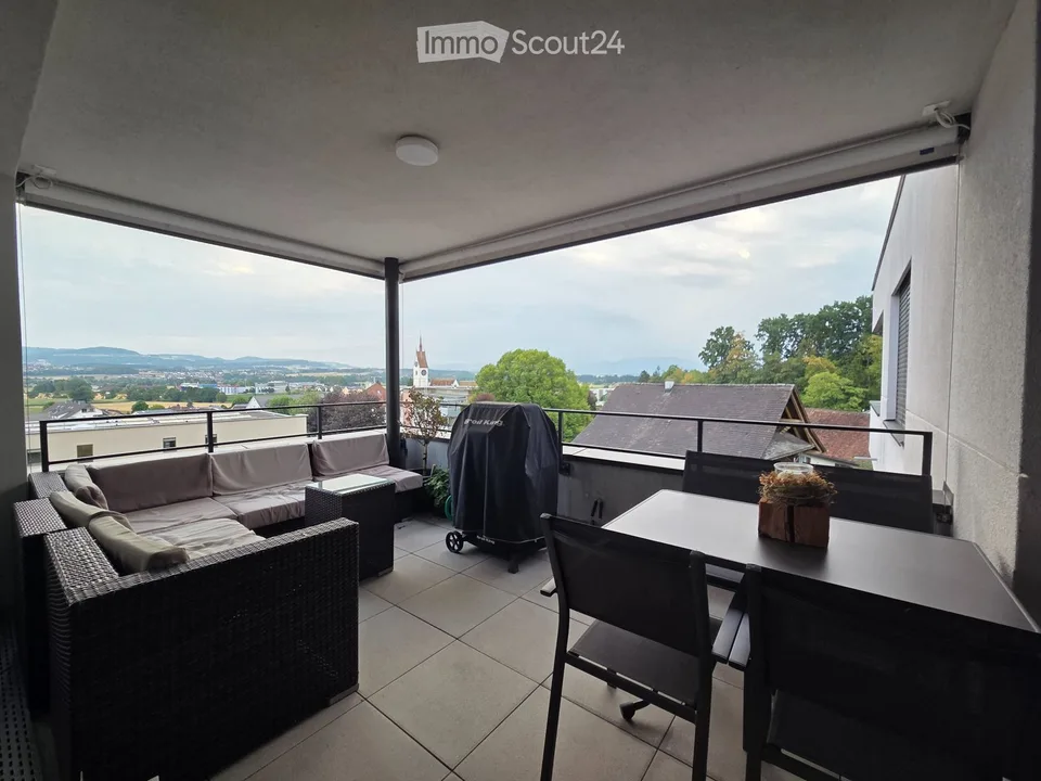 Appartement lumineux 4.5 pièces avec balcon et belle vue