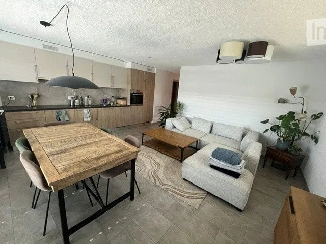 Prächtige 3-Zimmer-Wohnung in Thierrens