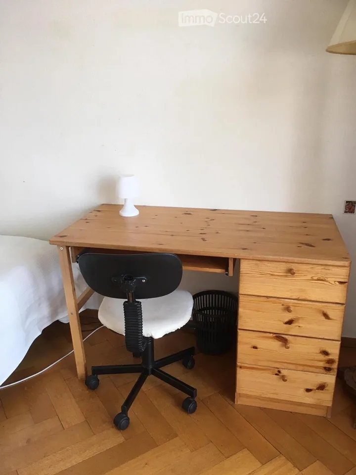Room for rent (female only)