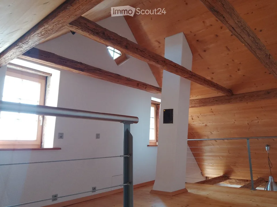 48 m2 Zimmer LILIA: 3 ZIMMER ALS MAISONETTE - BUBIKON