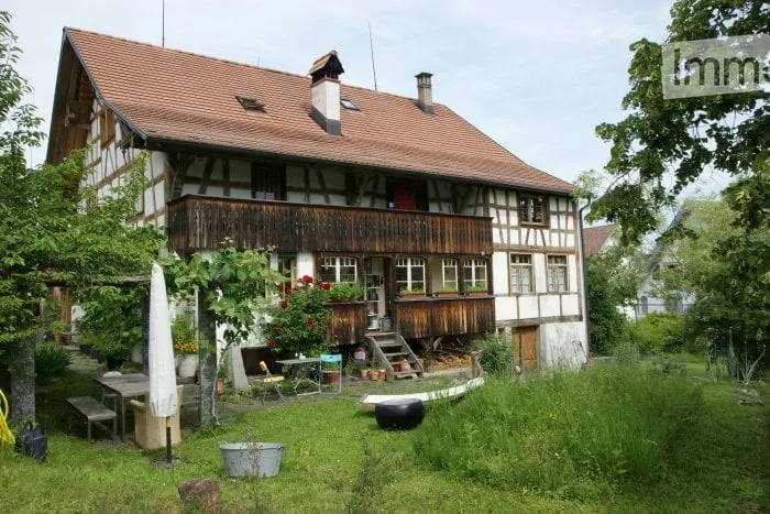48 m2 Zimmer LILIA: 3 ZIMMER ALS MAISONETTE - BUBIKON