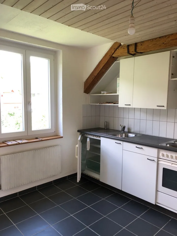 Appartement mansardé charmant dans un immeuble ancien calme