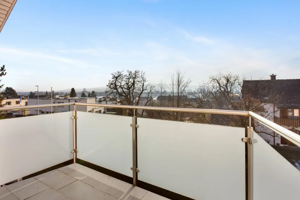 Ampia casa unifamiliare di 10 ½ locali con potenziale di utilizzo versatile! – foto 12 di 20