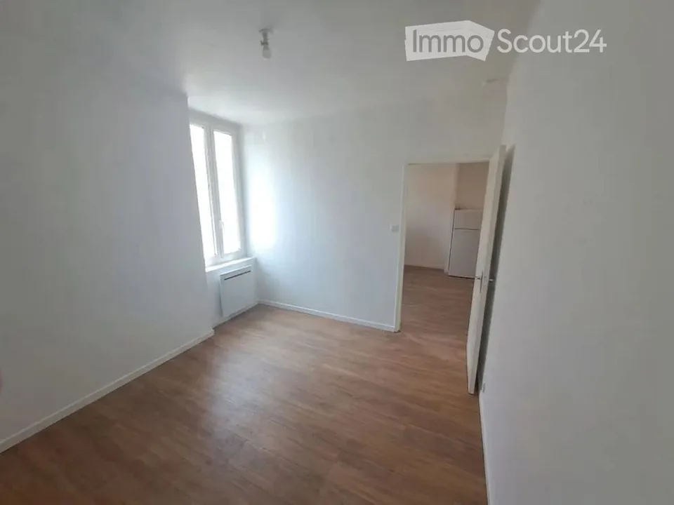 2-room apartment renovated 35 m² – Geneva (1206)