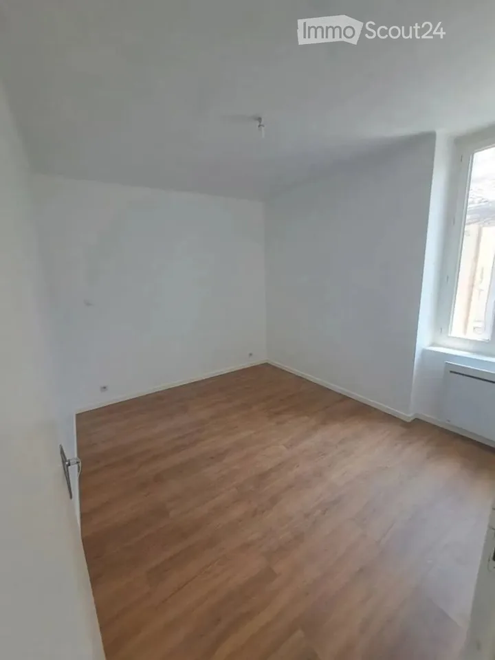 2-room apartment renovated 35 m² – Geneva (1206)