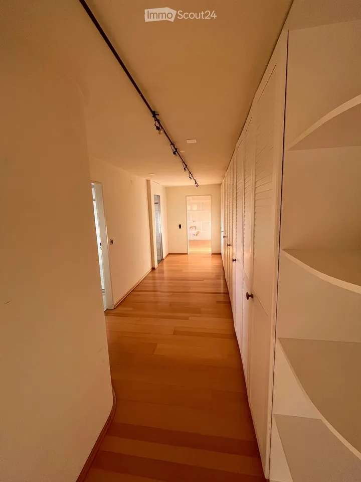 Appartement de rêve de 5,5 pièces avec jardin d'hiver et grande terrasse