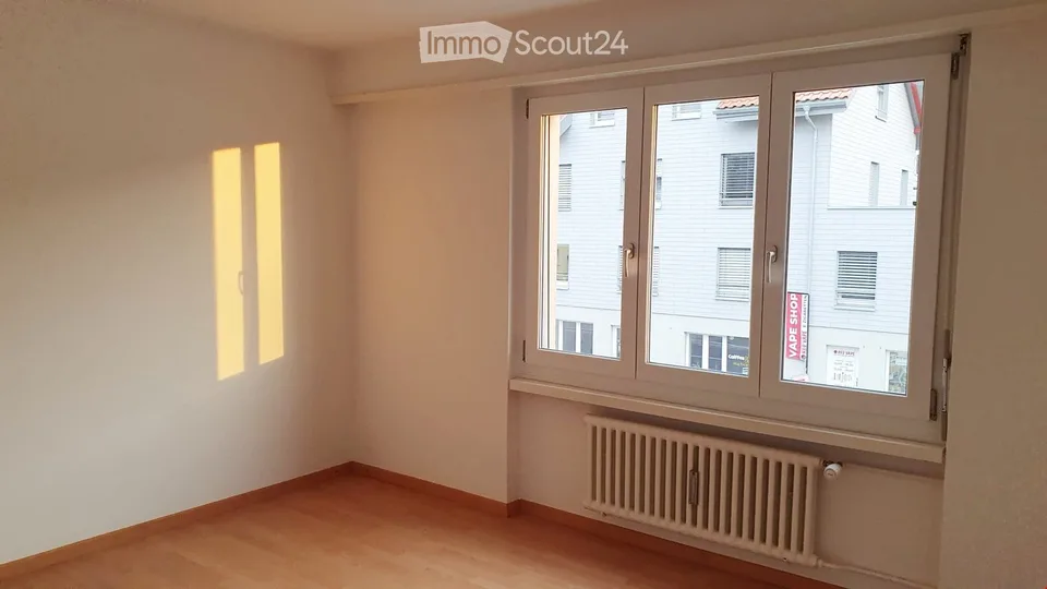 5.5 Zimmer-Wohnung mit neuer Küche und Bad (Renovation im 2023)