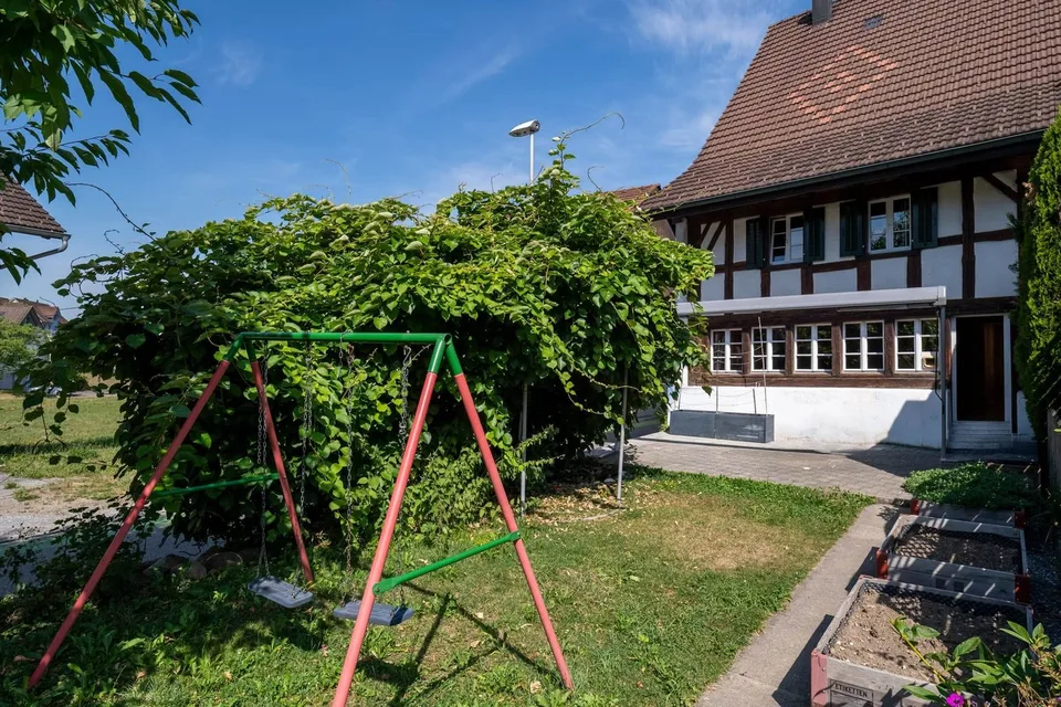 Historic Living on the Edge of the Village