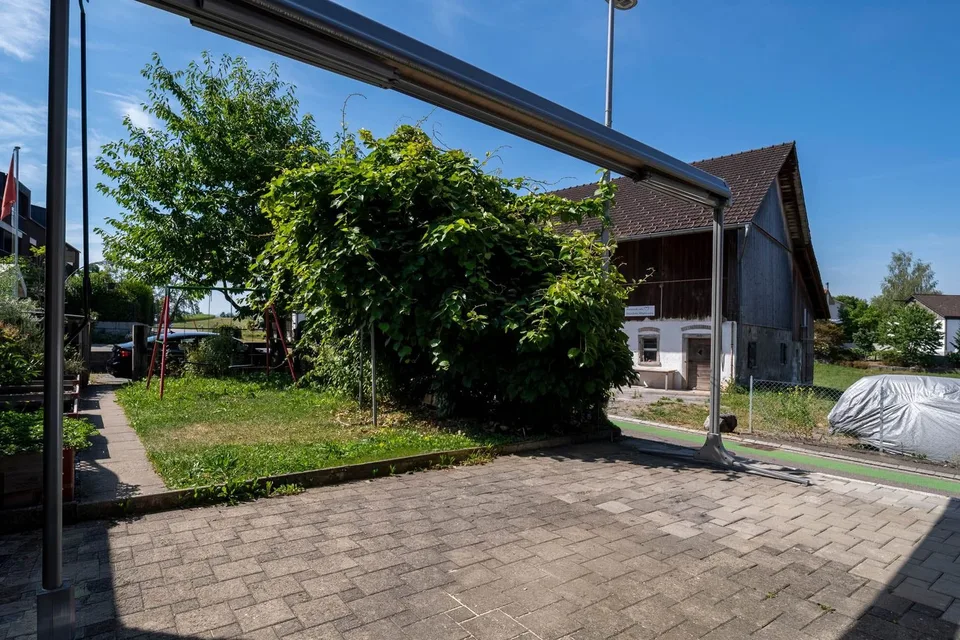 Historic Living on the Edge of the Village