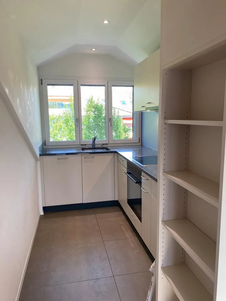 BERNE OSTRING - GIACOMETTISTR. 25 A - 3.5 PIECES AU 4EME ETAGE