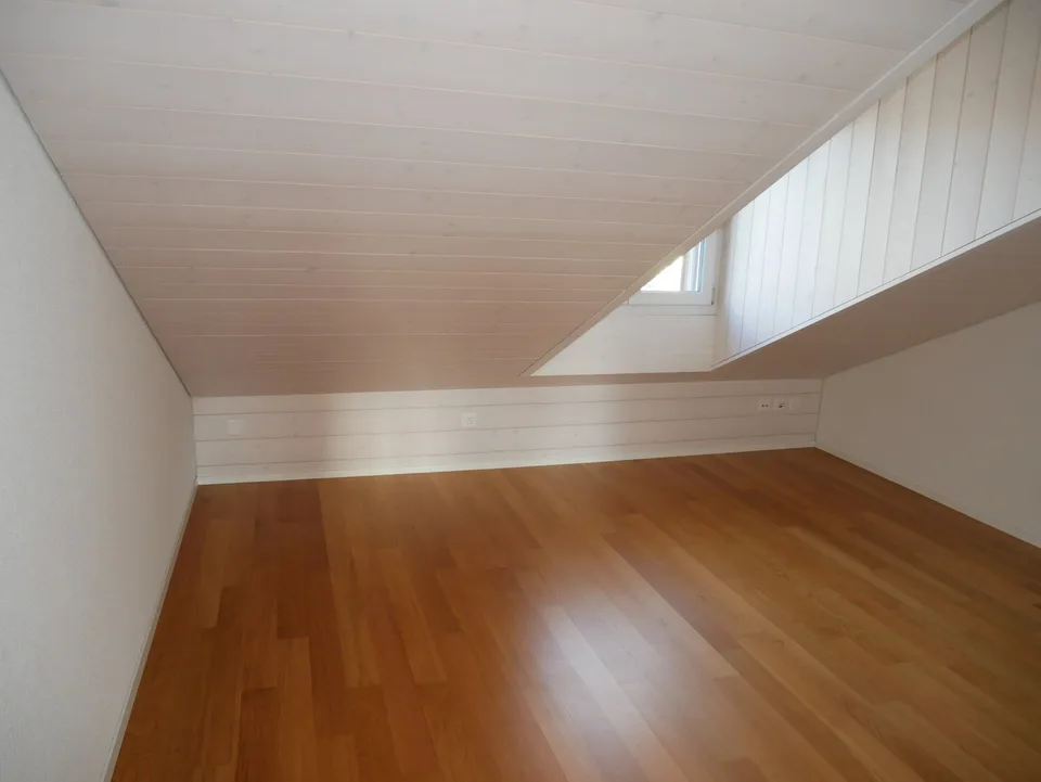 BERNE OSTRING - GIACOMETTISTR. 25 A - 3.5 PIECES AU 4EME ETAGE