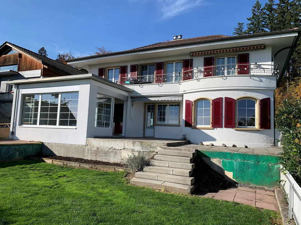 wunderschöne 5.5 Zimmer Maisonette-Wohnung mit Top-Aussicht in Grossaffoltern