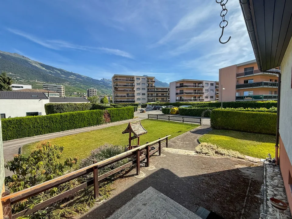 RISERVATO - Villa con grande potenziale di ristrutturazione o ricostruzione (3 ville) su grande terreno – foto 6 di 10