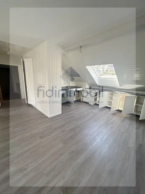 Beautiful 2-room apartment on the 3rd floor