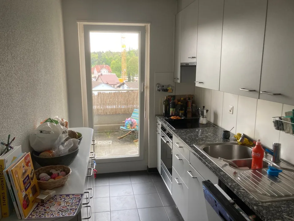 Roommate sought for 4.5 room apartment