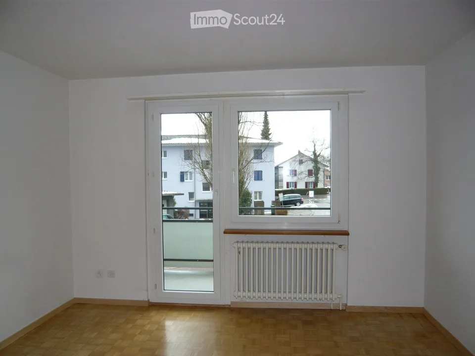 Zu vermieten sonnige 2 - Zimmerwohnung