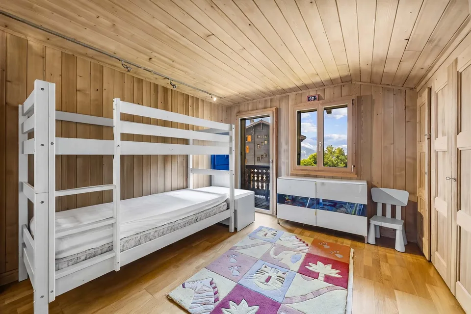 Duplex-Wohnung mit 5 Zimmern im Zentrum des Dorfes! – Foto 10 von 13
