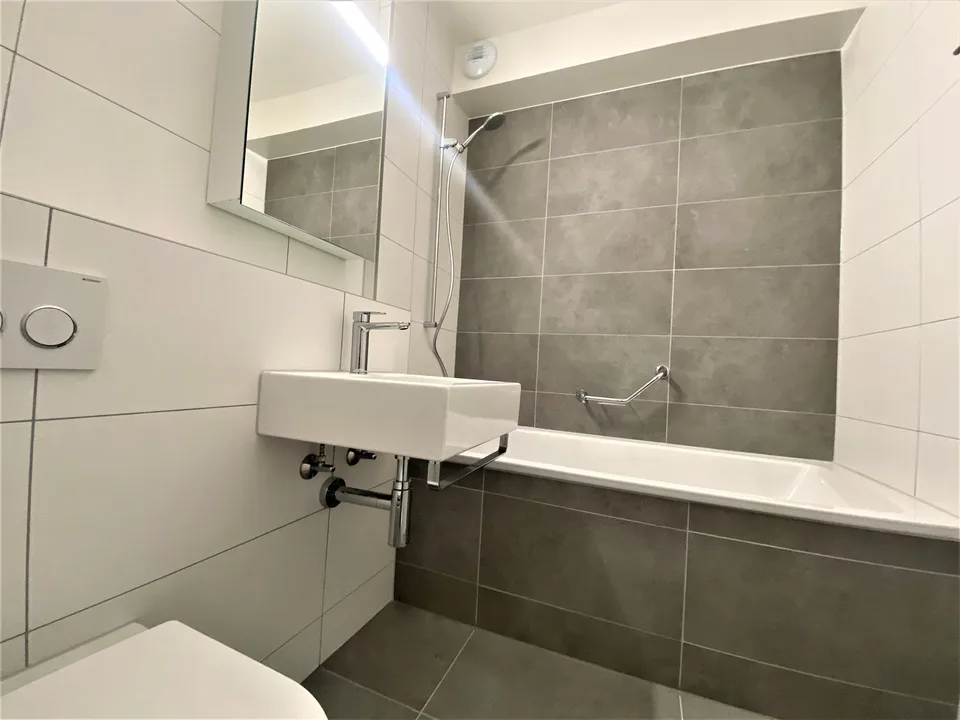 Schönes 4.5-Zimmer-Apartment im 4. Stock, Avenue du Grey 48, Lausanne