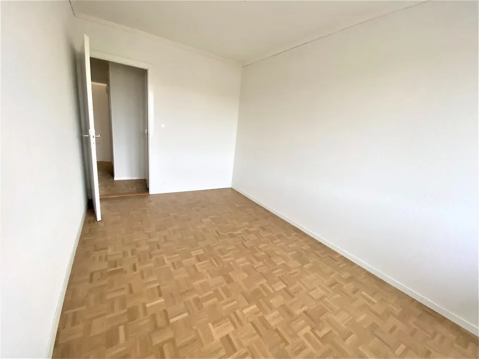 Schönes 4.5-Zimmer-Apartment im 4. Stock, Avenue du Grey 48, Lausanne