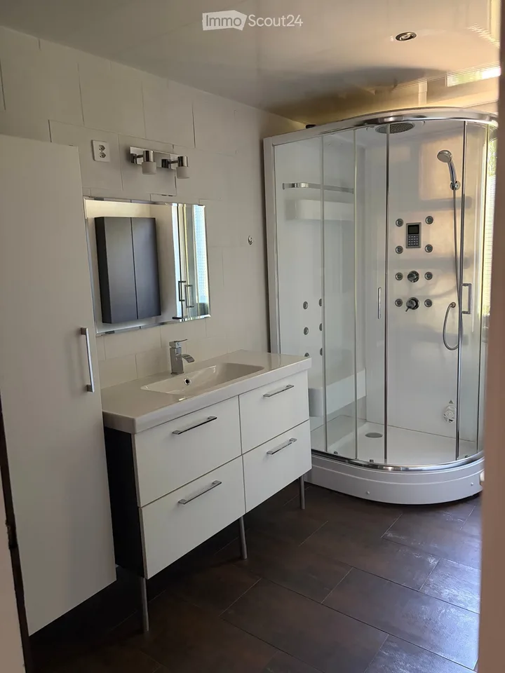 For rent: Superb 3½ room duplex with terrace, garage