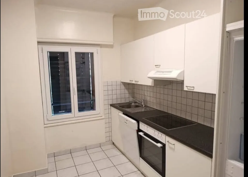 Appartement a louer 3,5 quartier de la pontaise.