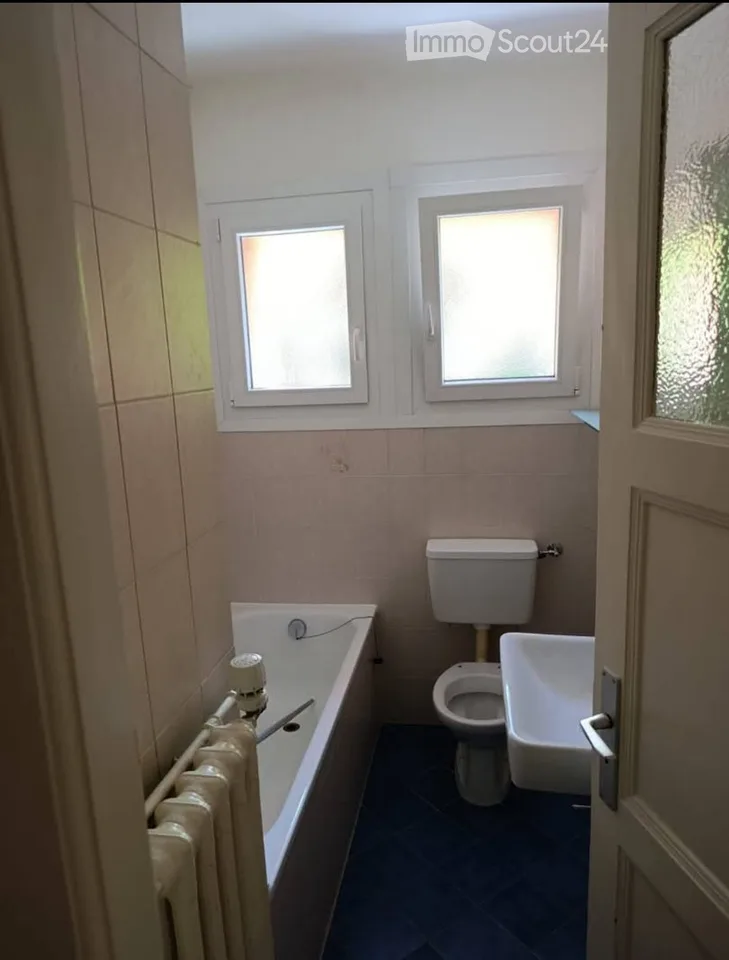 Apartment for rent 3.5 quarter of the Pontaise