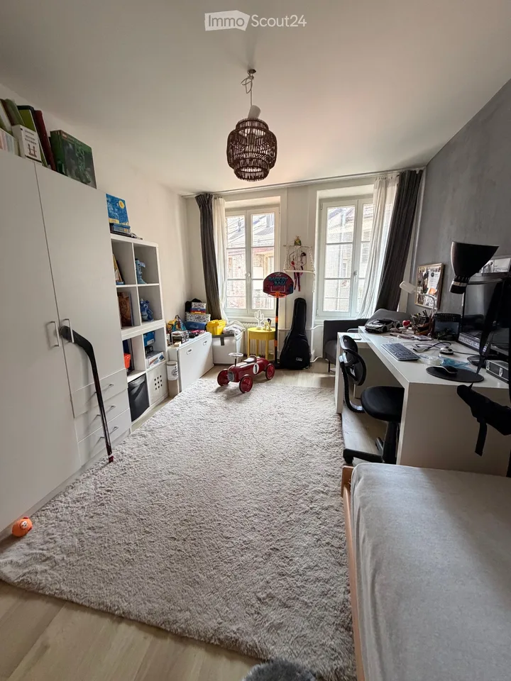 4,5 Zimmer in der Bourg-Gegend, Freiburg, zu übernehmen