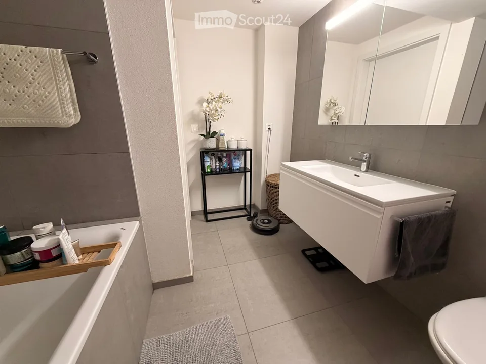 4,5 Zimmer in der Bourg-Gegend, Freiburg, zu übernehmen
