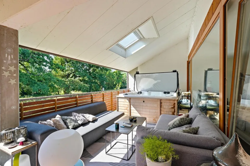 Duplextypische Attika-Wohnung mit 244 m² und schöner Terrasse von 36 m² – Foto 9 von 12