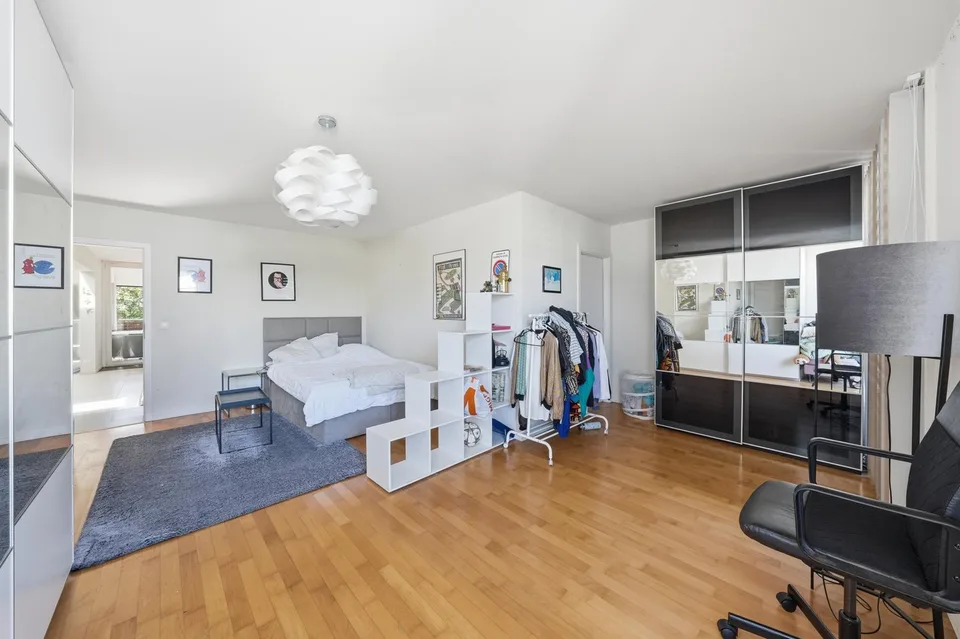 Duplextypische Attika-Wohnung mit 244 m² und schöner Terrasse von 36 m² – Foto 10 von 12
