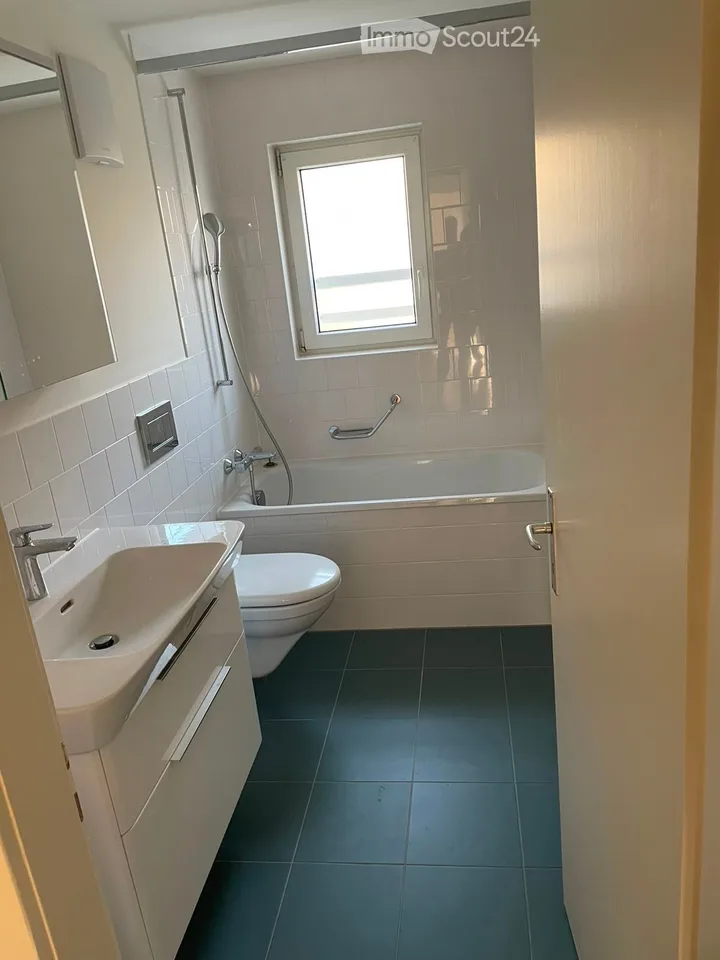 Helle 3-Zimmer-Wohnung mit Balkon in Allschwil – ab 1.. Oktober 2026 verfügbar