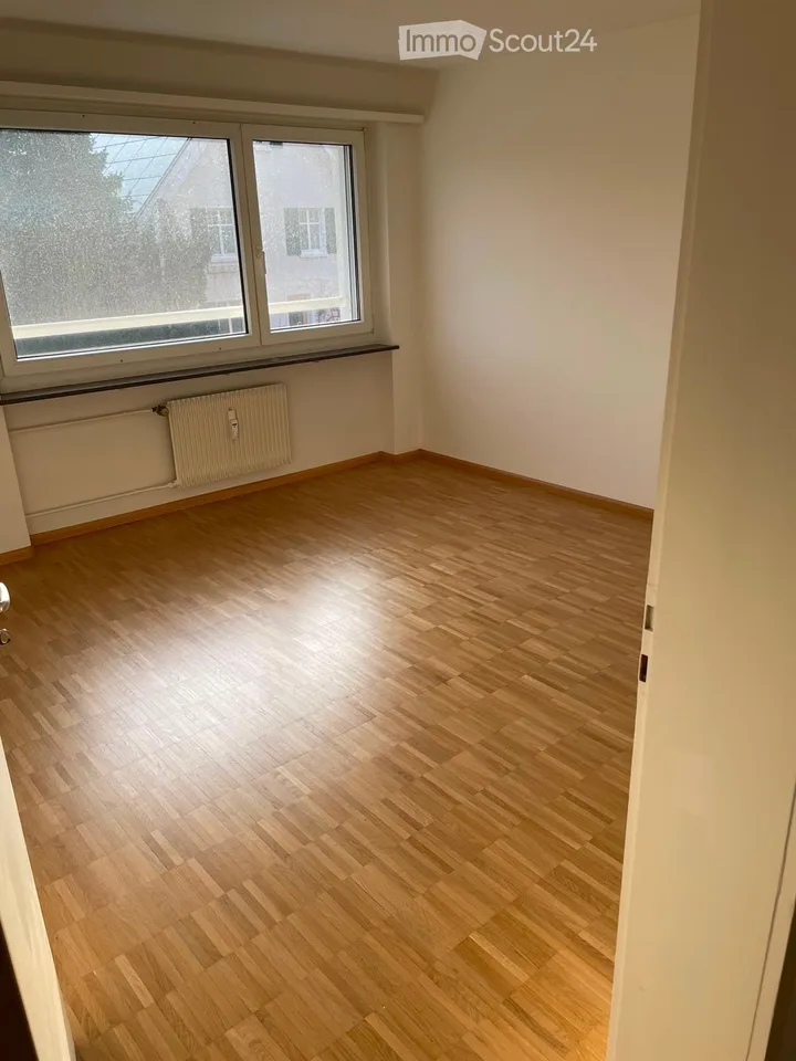 Helle 3-Zimmer-Wohnung mit Balkon in Allschwil – ab 1.. Oktober 2026 verfügbar